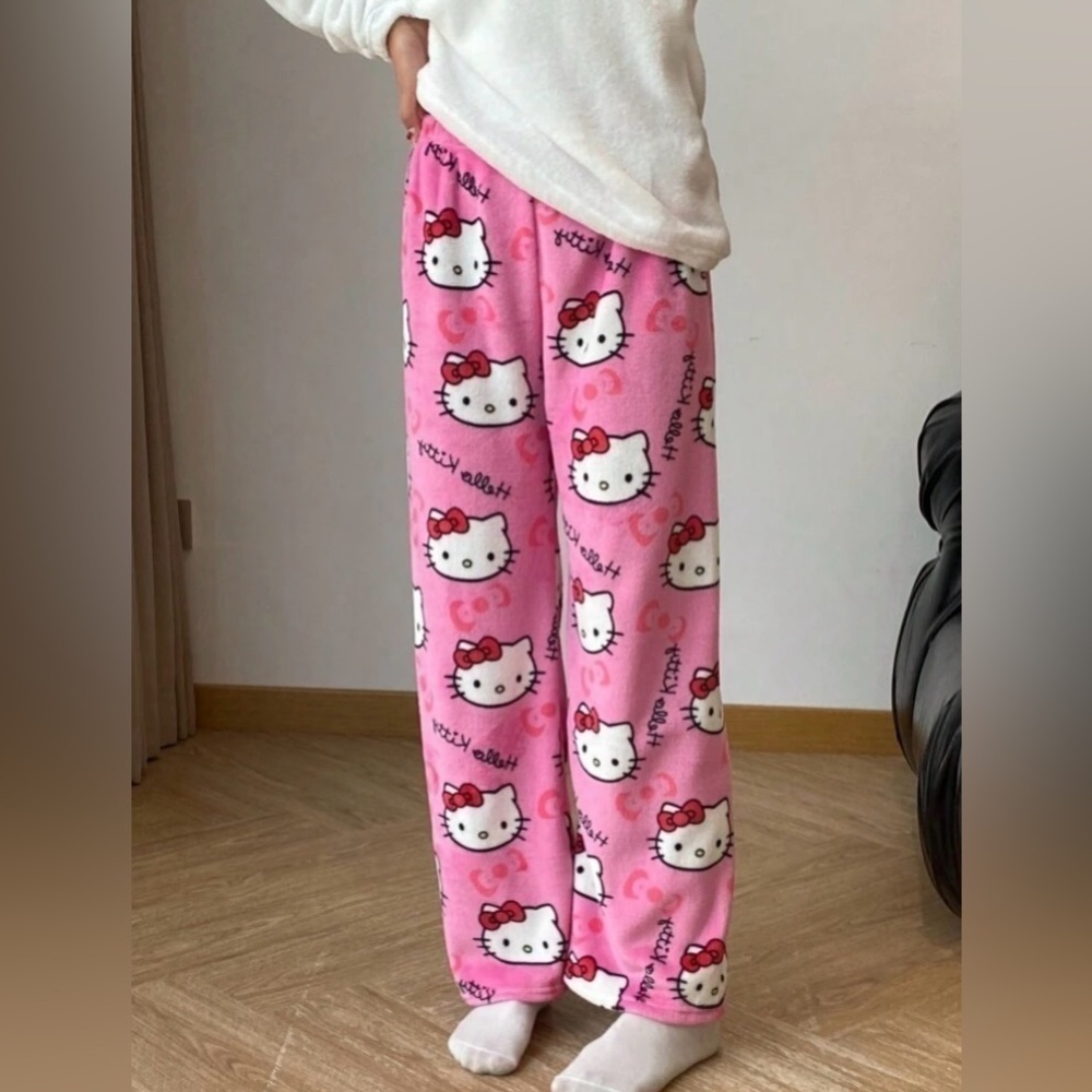 Hello Kitty Pajama / Lounge Pants Size XL (US)